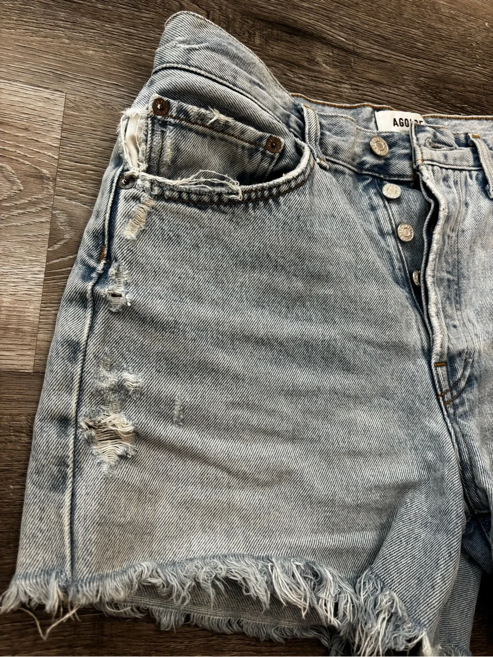 AGOLDE Parker Long size 27 Light Wash Distressed Denim Shorts 100% Cotton